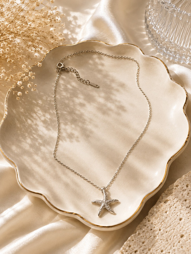 گردنبند زنانه مدل Maris Necklace طرح ستاره دریایی | Qazal Bijoux